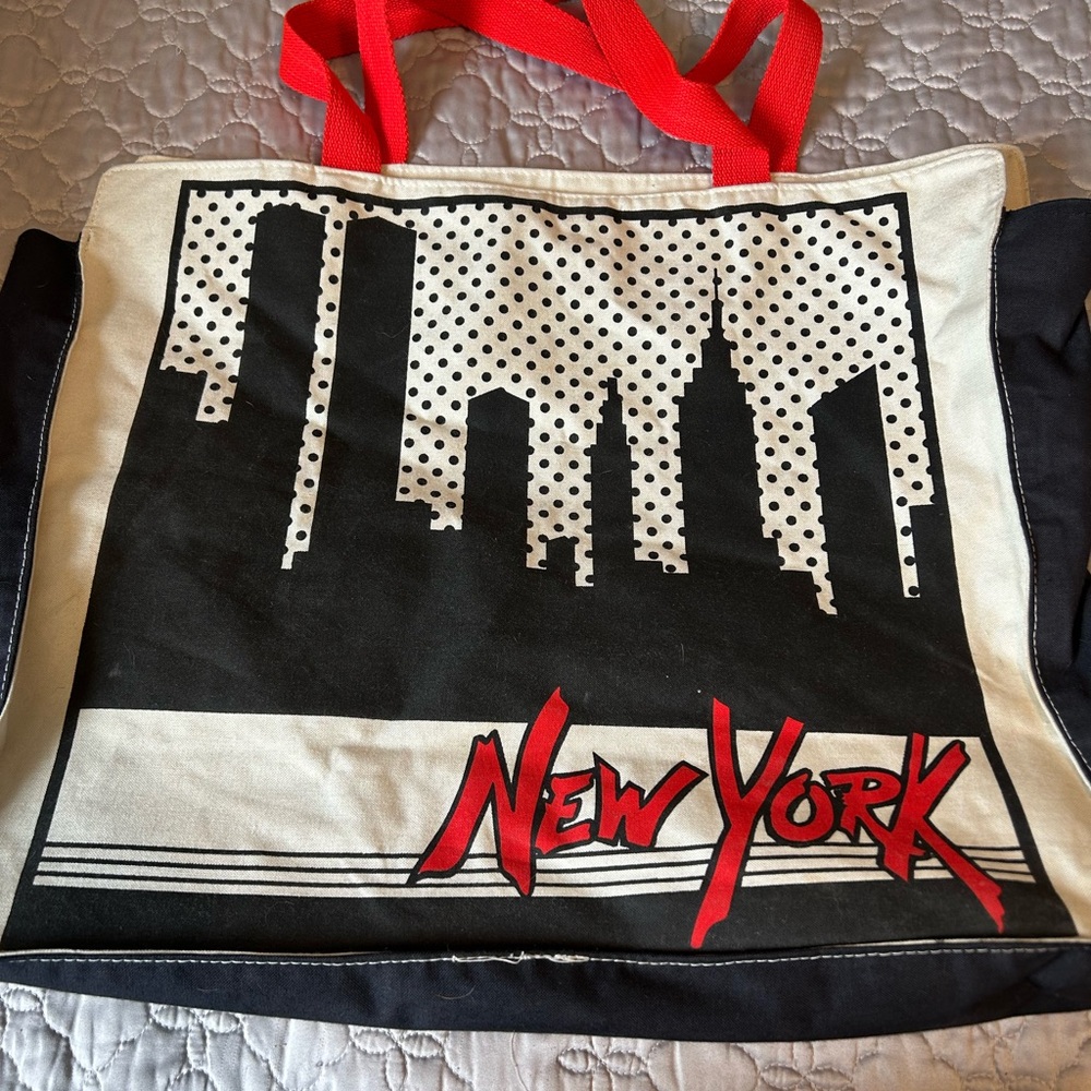 New York Skyline Tote Bag with Red Handles